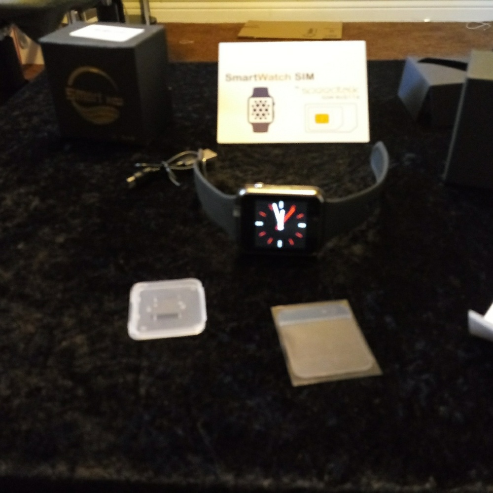 Smart Watch - Picture 2 of 6
